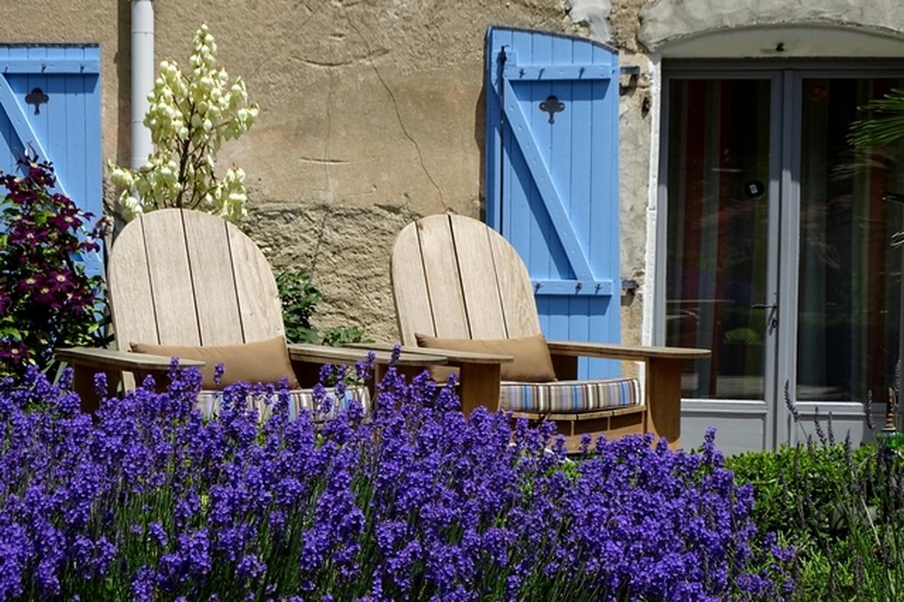 Le Sareymond Bed & Breakfast Menée Екстериор снимка